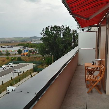 Maurer Loft Apartment เตอร์กู-มูเรช ภายนอก รูปภาพ