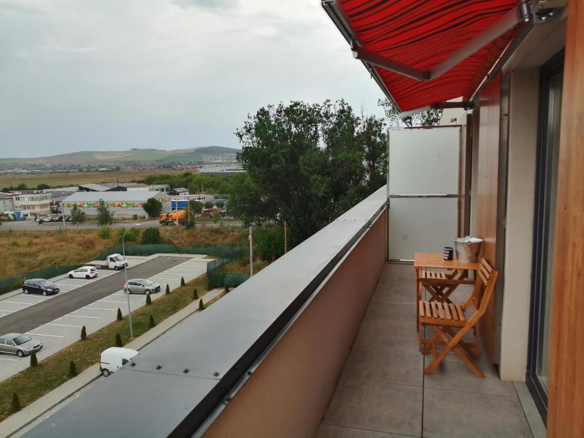 Maurer Loft Apartment เตอร์กู-มูเรช ภายนอก รูปภาพ
