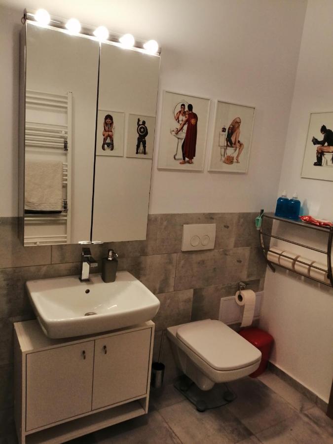 Maurer Loft Apartment เตอร์กู-มูเรช ภายนอก รูปภาพ